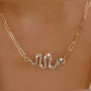 Beautiful Nordstrom Sparkling 14KT dip Crystal Snake pendant necklace